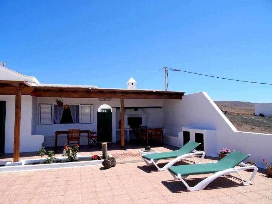 Casa Descanso Con Jacuzzi En Playa Quemada Villa Exterior photo