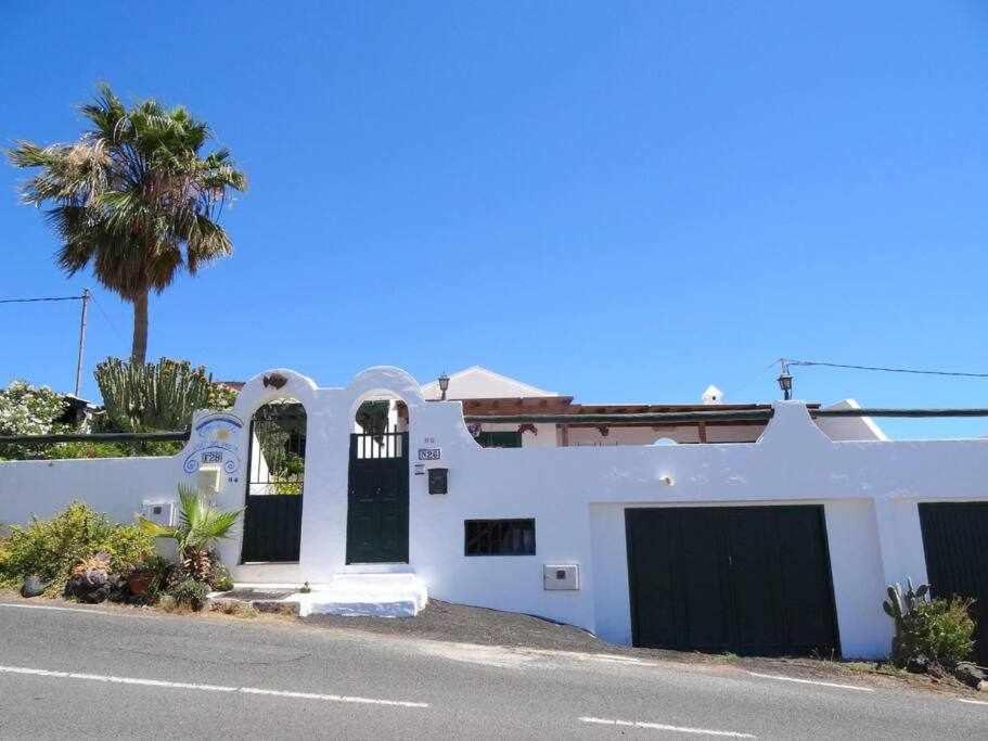 Casa Descanso Con Jacuzzi En Playa Quemada Villa Exterior photo